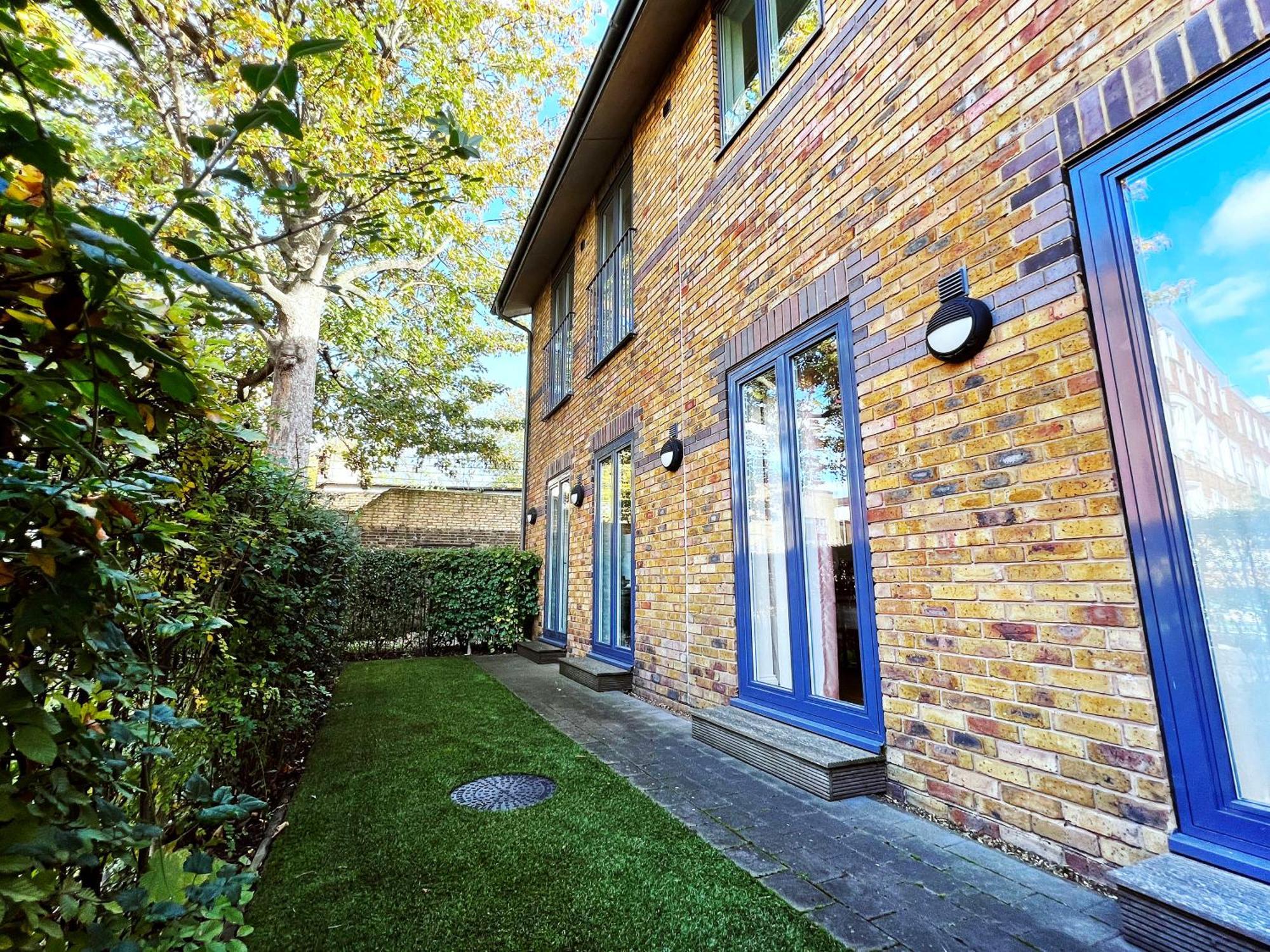 Bedroom 2, Queens Road London Exterior photo